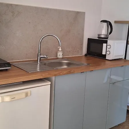 Indépendant Dans Maison à La Campagne Lagor